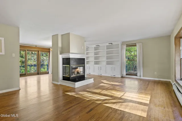 $499,900 | 5 Mara Drive, North Greenbush, NY 12144