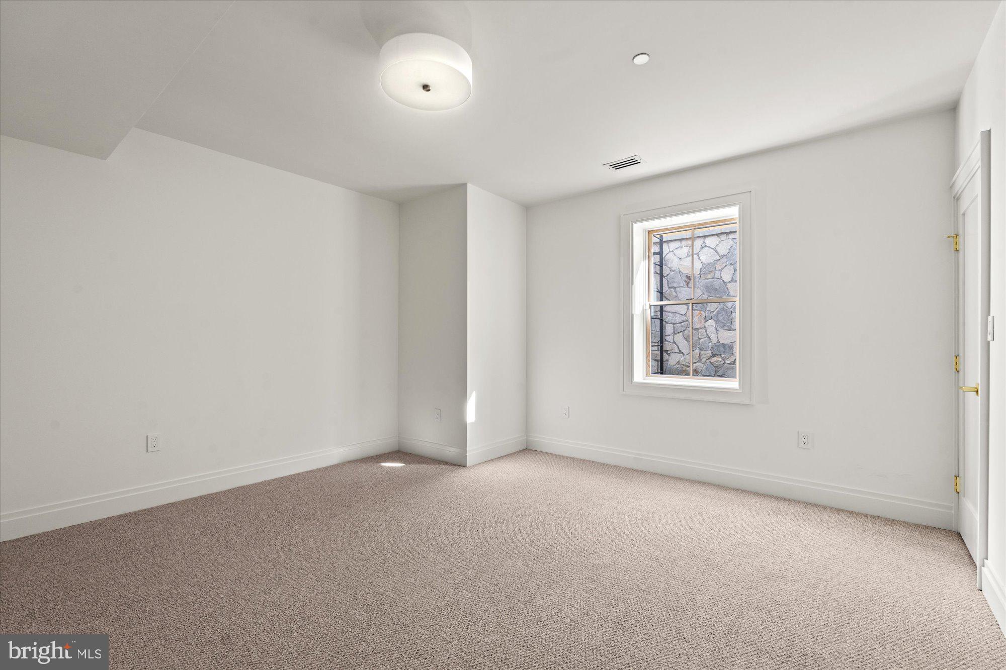 5022 Cathedral Avenue Northwest Washington, DC 20016 - Photo 42 of 50