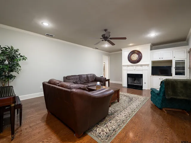 $435,000 | 3950 Hanover Place, Tyler, TX 75701