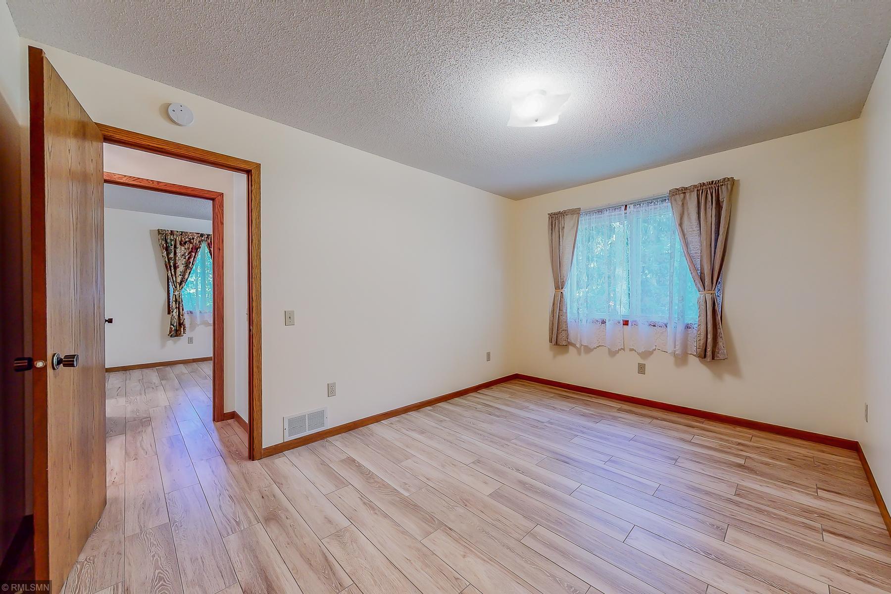 2870 Shadow Drive Southeast Rochester, MN 55904 - Photo 13 of 34