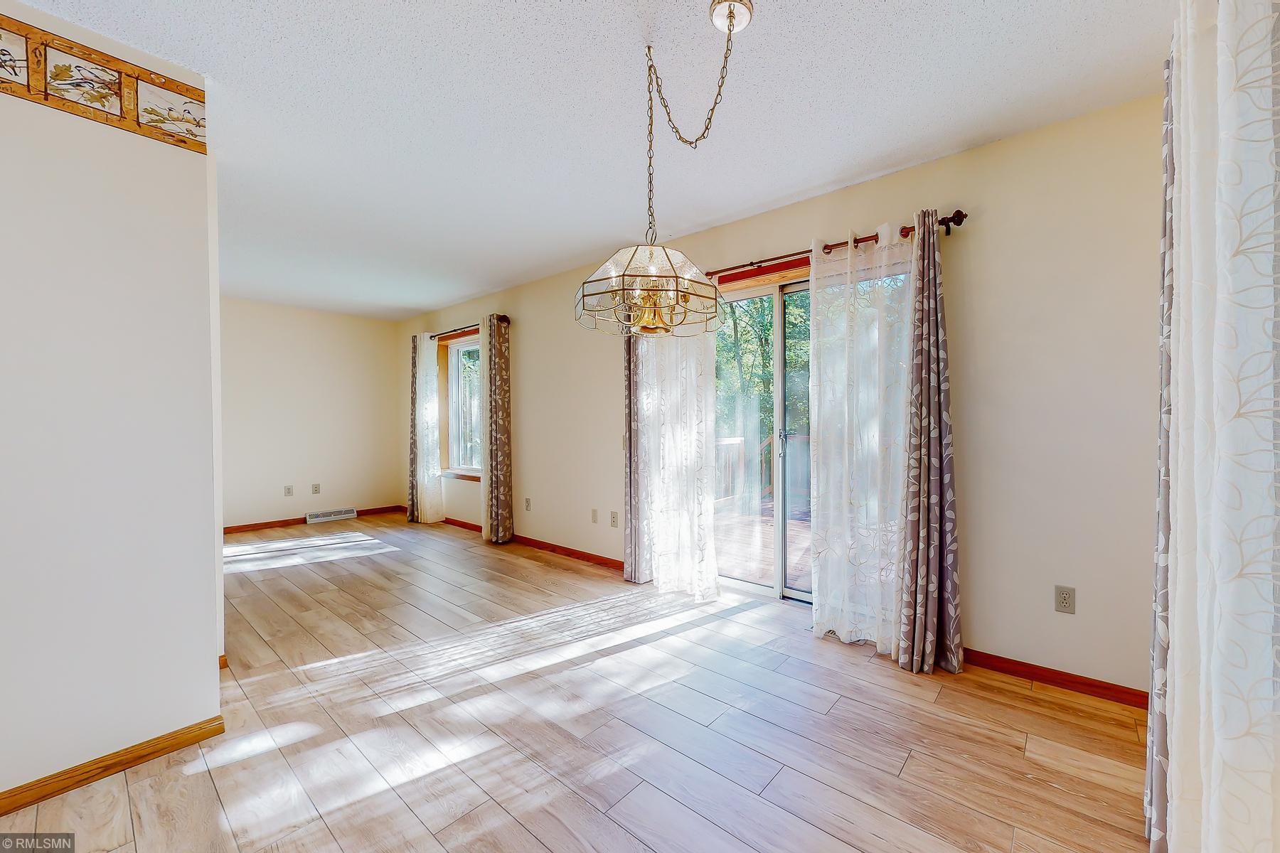 2870 Shadow Drive Southeast Rochester, MN 55904 - Photo 6 of 34