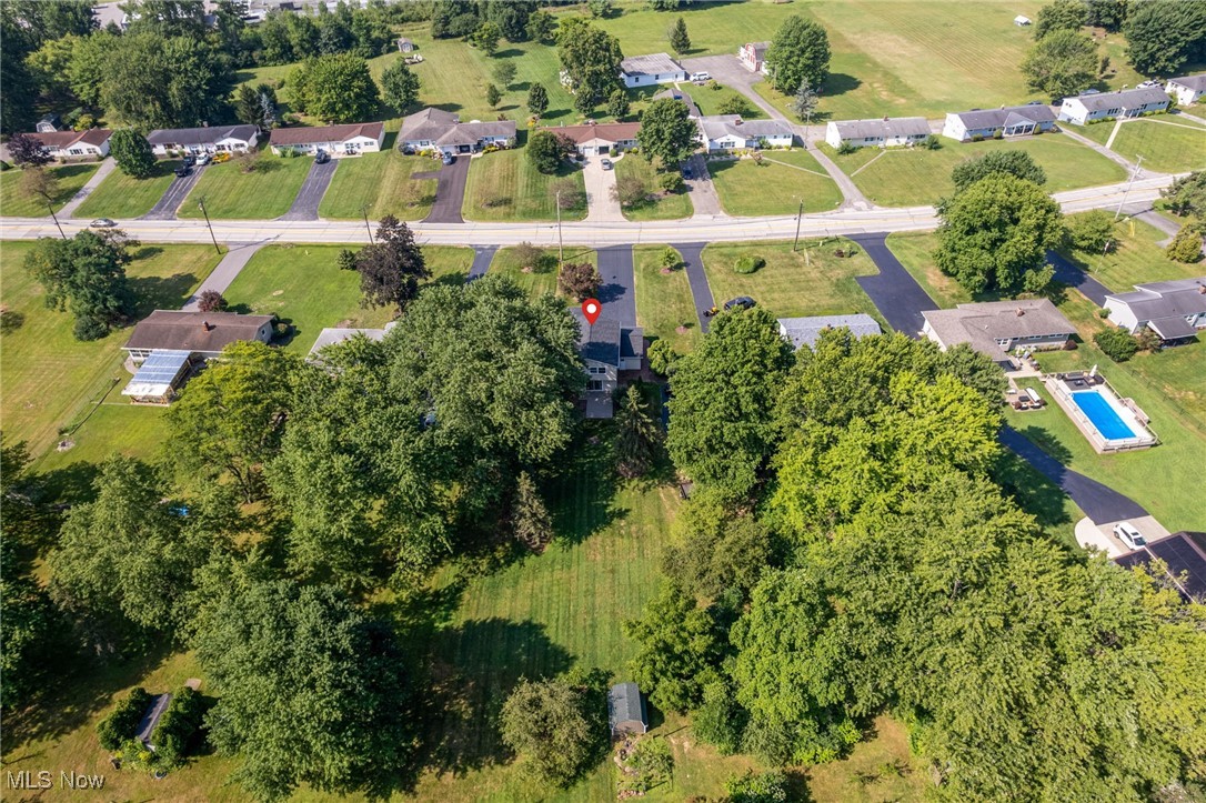 32145 Bainbridge Road Solon, OH 44139 - Photo 3 of 33