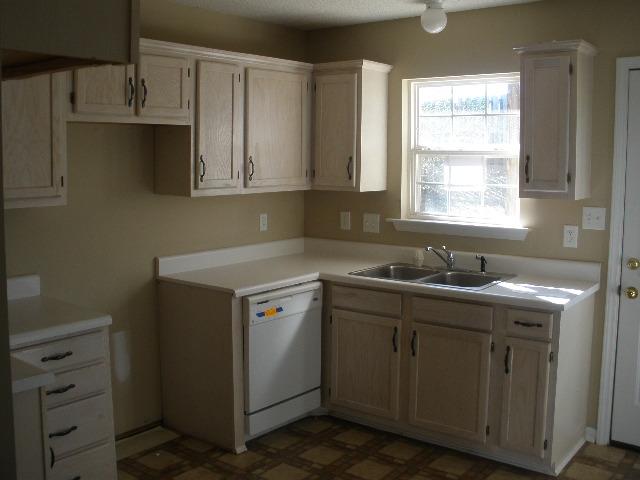 512 Sierra Ridge Court Moore, SC 29369 - Photo 6 of 7 Gallery Image 6