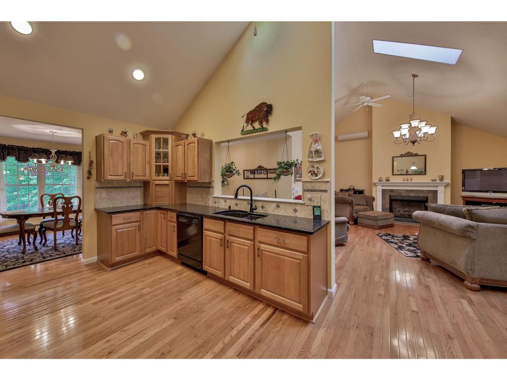 33 Inkberry Road New Boston, NH 03070 - Photo 14 of 26