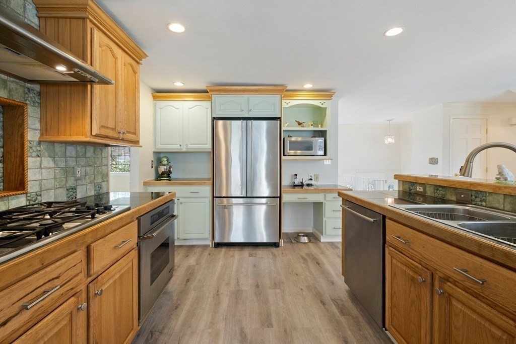 50 Cardigan Road Tewksbury, MA 01876 - Photo 11 of 40 Gallery Image 11