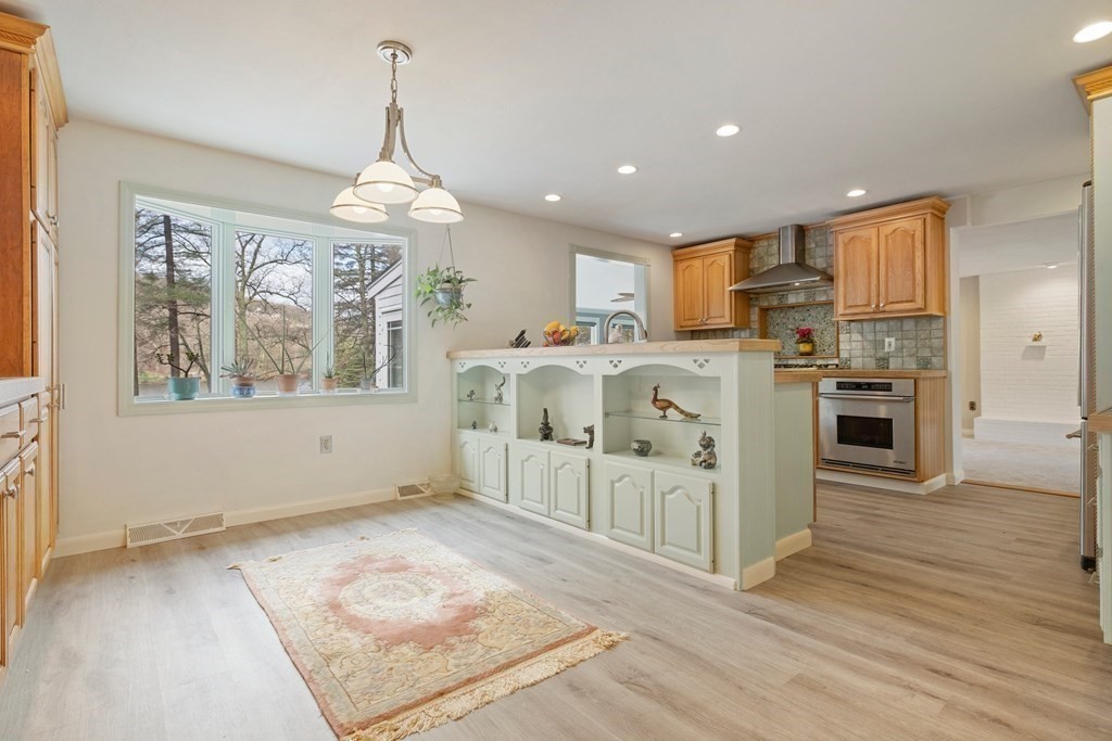 50 Cardigan Road Tewksbury, MA 01876 - Photo 5 of 40 Gallery Image 5