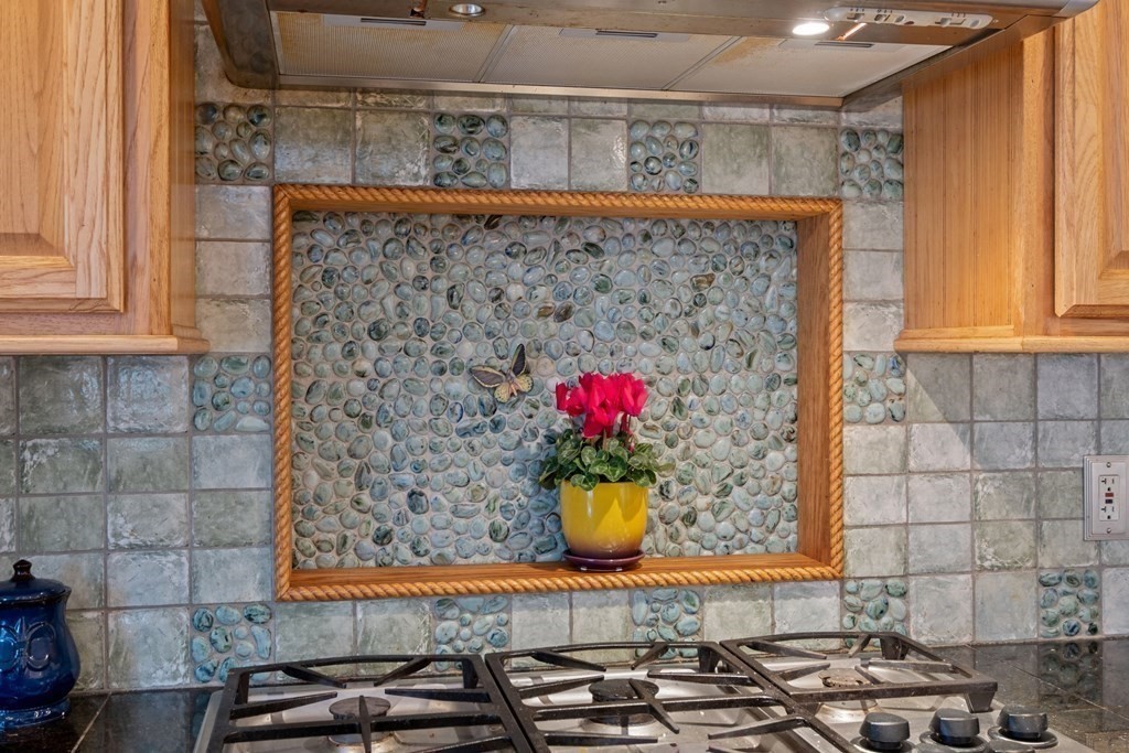 50 Cardigan Road Tewksbury, MA 01876 - Photo 7 of 40 Gallery Image 7