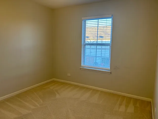 $3,000 | 1088 North Claremont Drive, Palatine, IL 60074