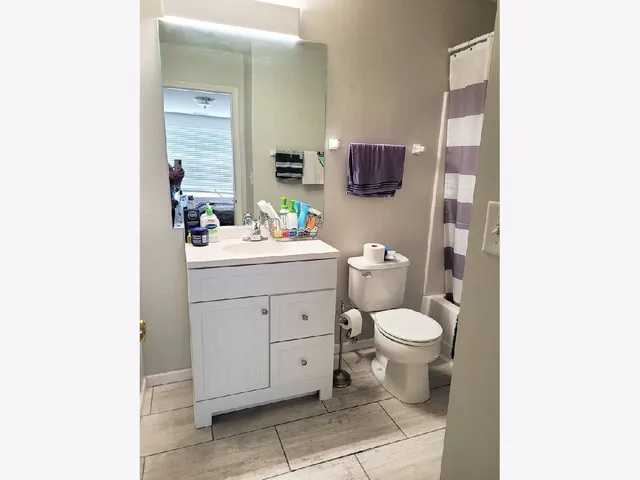 $3,000 | 1088 North Claremont Drive, Palatine, IL 60074