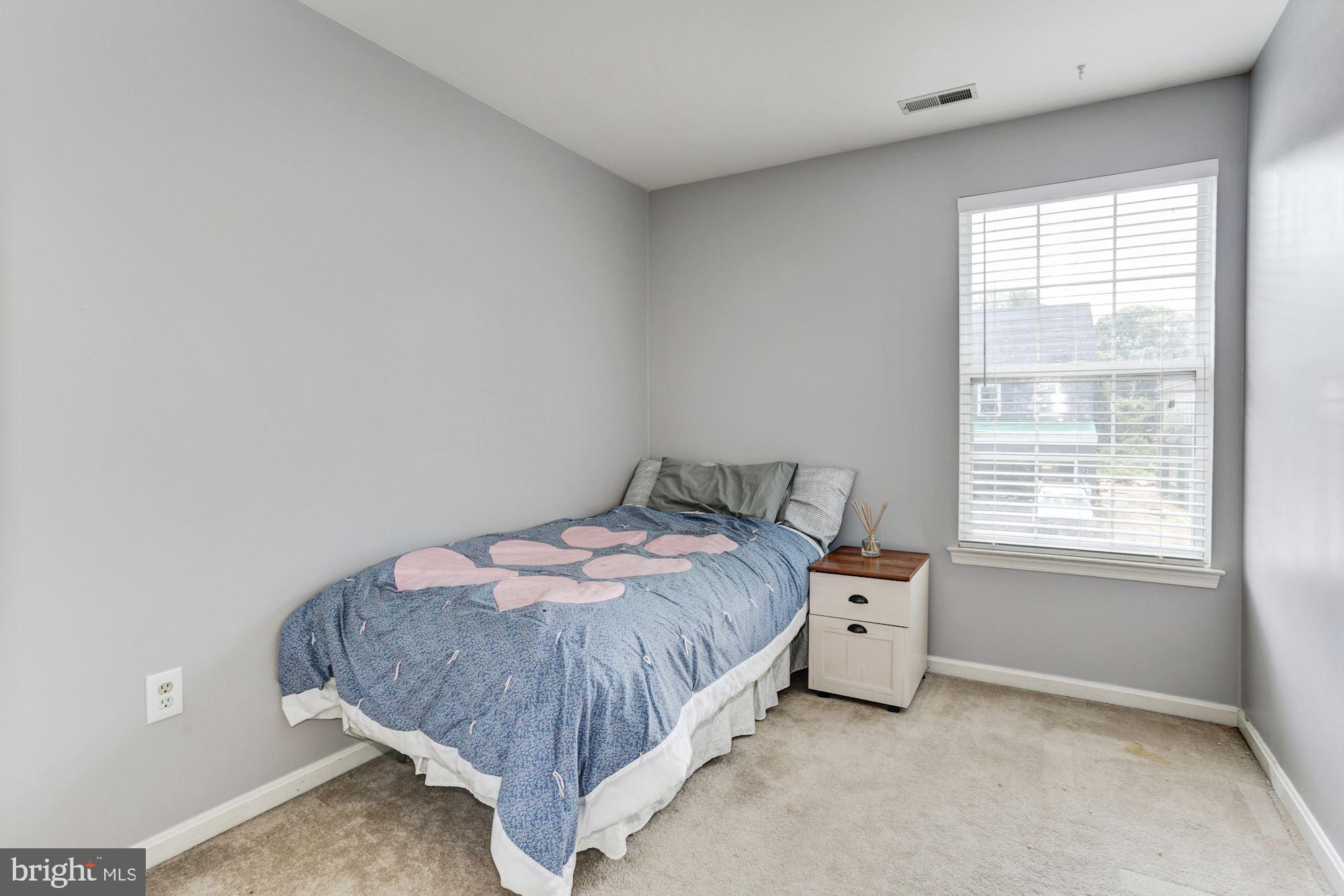 43 Kleis Road Severna Park, MD 21146 - Photo 22 of 39 Bedroom
