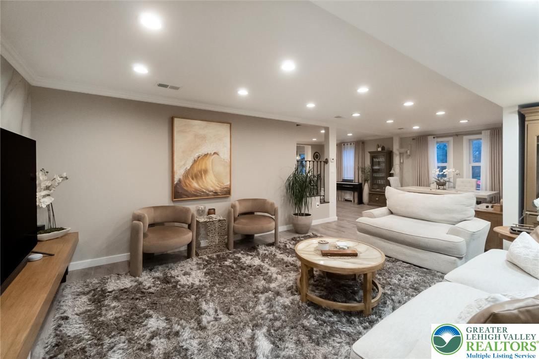 4108 Oakland Road Bethlehem, PA 18020 - Photo 18 of 62 Gallery Image 18