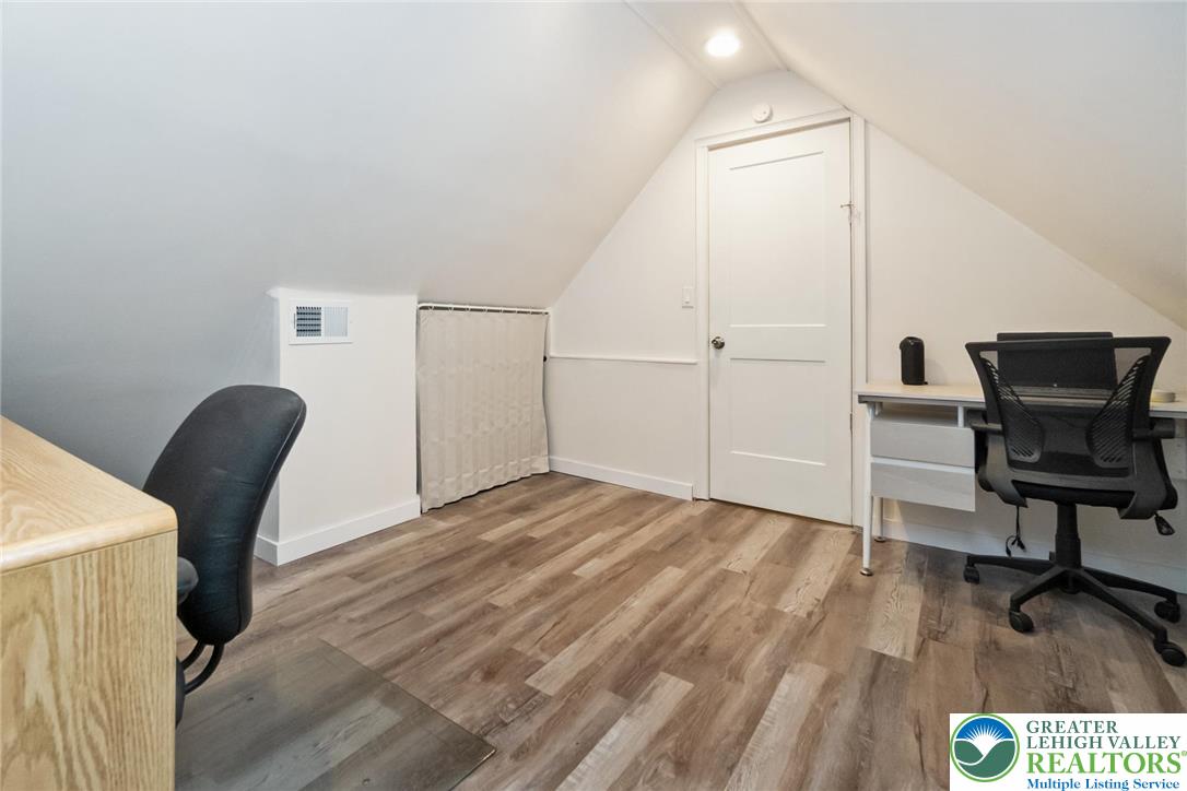 4108 Oakland Road Bethlehem, PA 18020 - Photo 43 of 62 Gallery Image 43