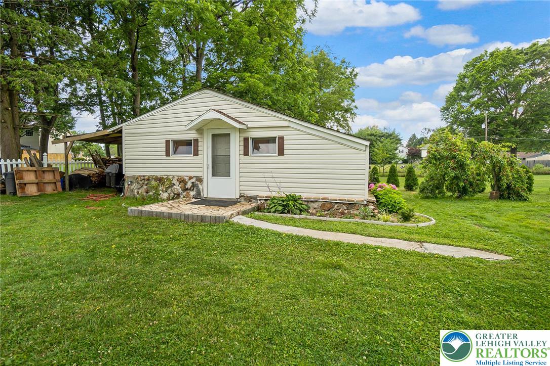 4108 Oakland Road Bethlehem, PA 18020 - Photo 46 of 62 Gallery Image 46