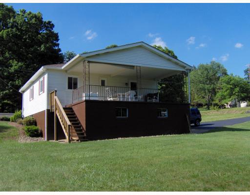 180 Millerstown Road Tarentum, PA 15084 - Photo 2 of 8 Exterior Back.