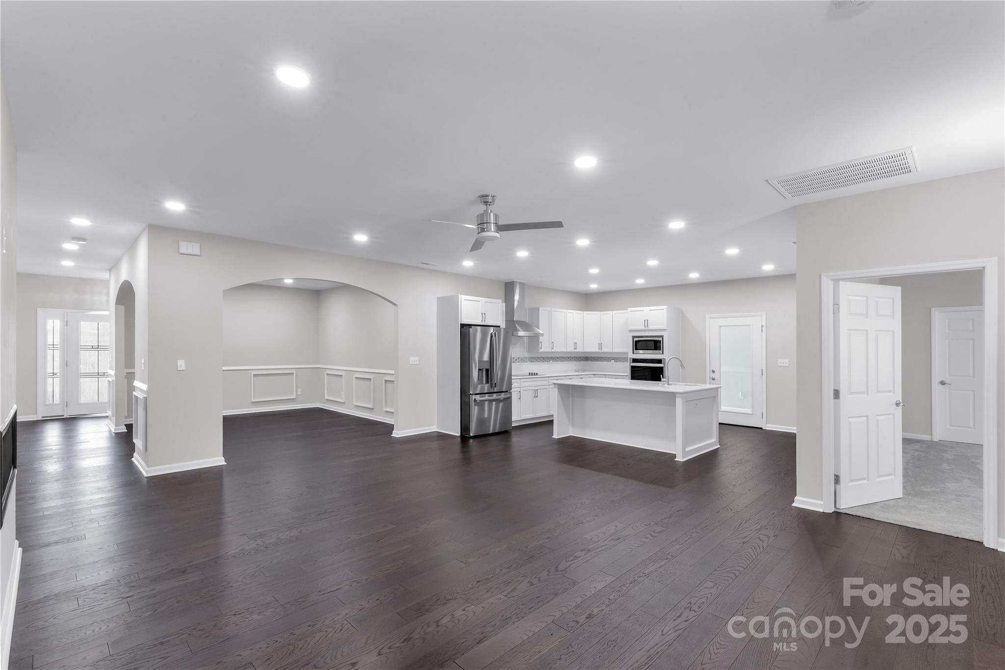 11228 Island View Lane Lancaster, SC 29720 - Photo 12 of 48