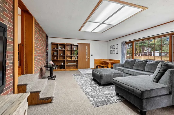 $237,500 | 702 Mira Avenue, Crivitz, WI 54114