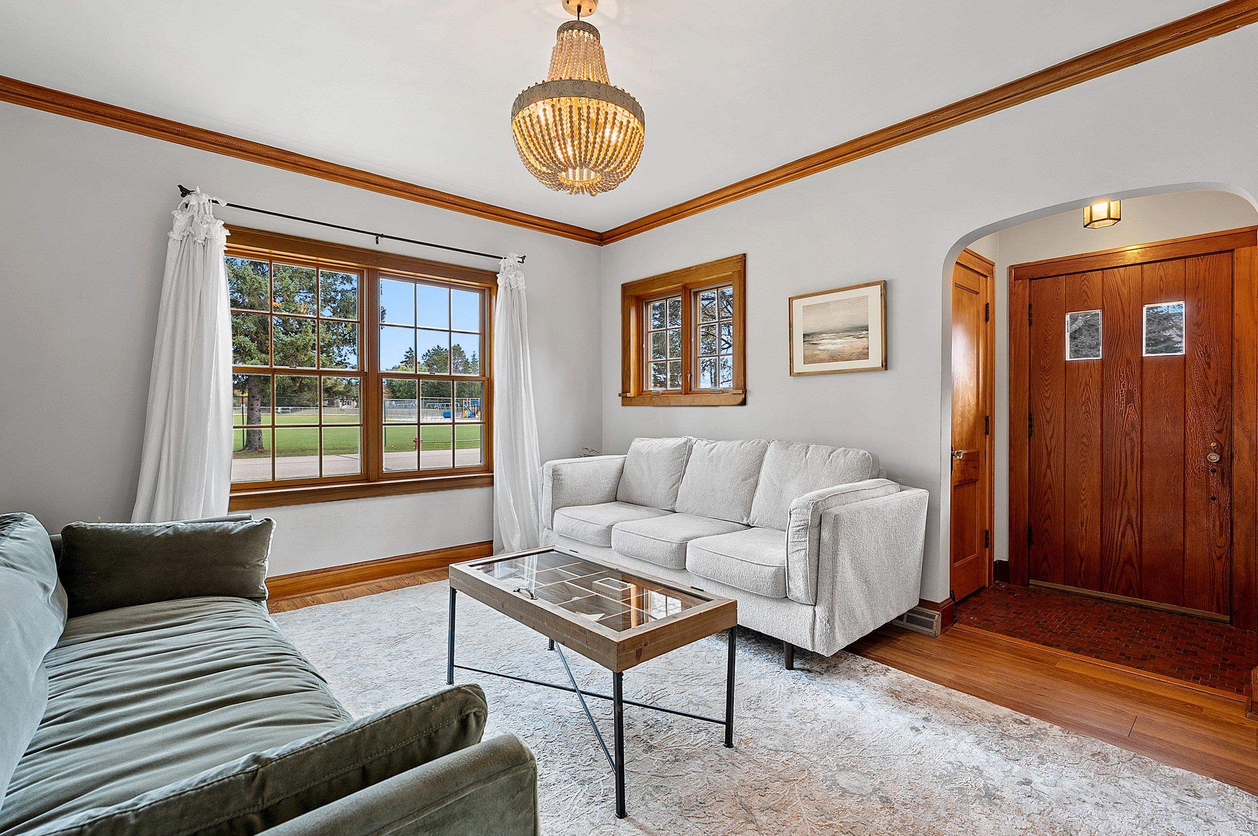 702 Mira Avenue Crivitz, WI 54114 - Photo 4 of 57