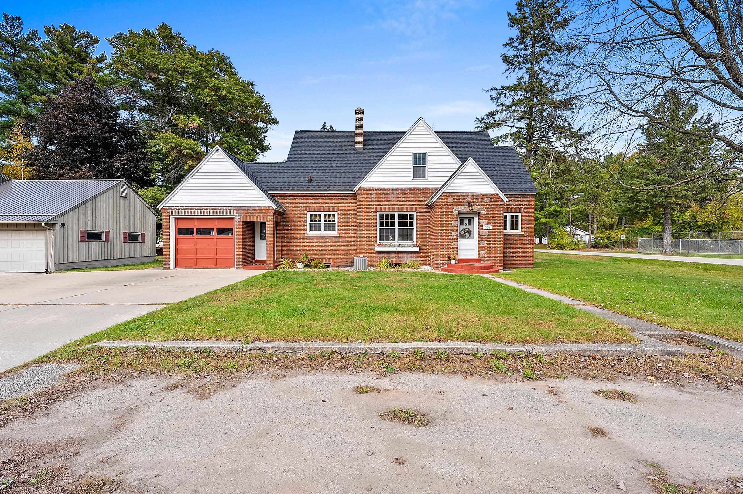 702 Mira Avenue Crivitz, WI 54114 - Photo 48 of 57
