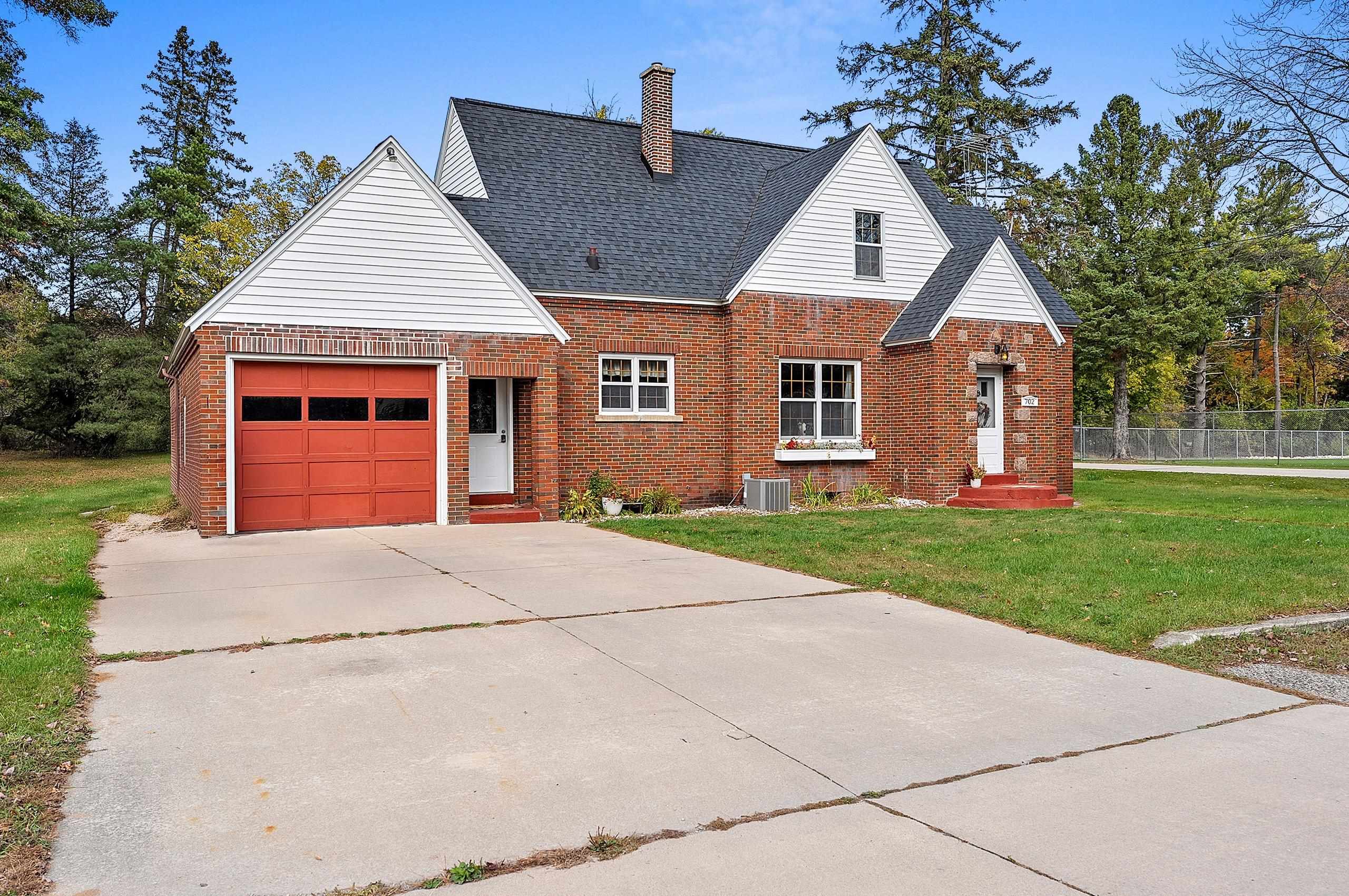 702 Mira Avenue Crivitz, WI 54114 - Photo 51 of 57