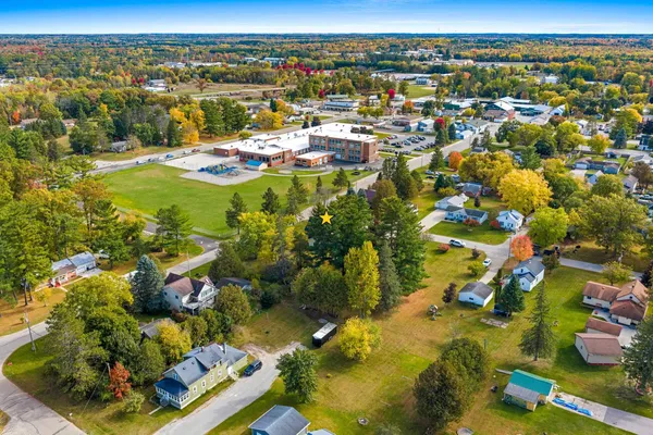 $237,500 | 702 Mira Avenue, Crivitz, WI 54114