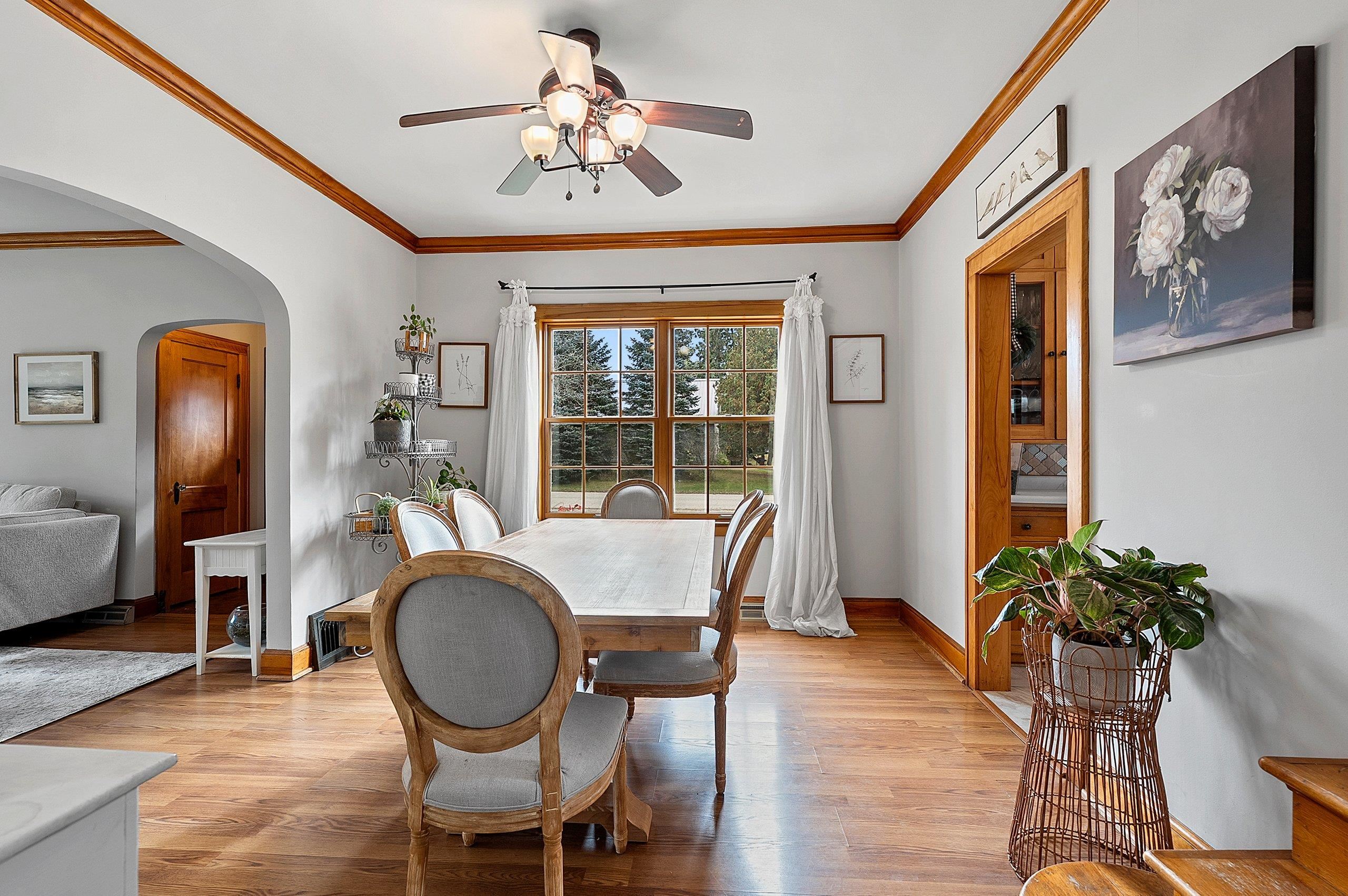 702 Mira Avenue Crivitz, WI 54114 - Photo 6 of 57