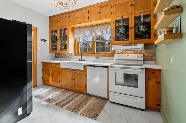 $237,500 | 702 Mira Avenue, Crivitz, WI 54114