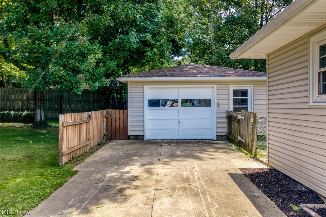 2876 Farmdale Road Akron, OH 44312 - Photo 41 of 43 Gallery Image 41