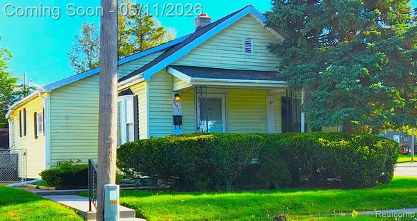 $59,900 | 3521 Whitney Avenue, Flint, MI 48503