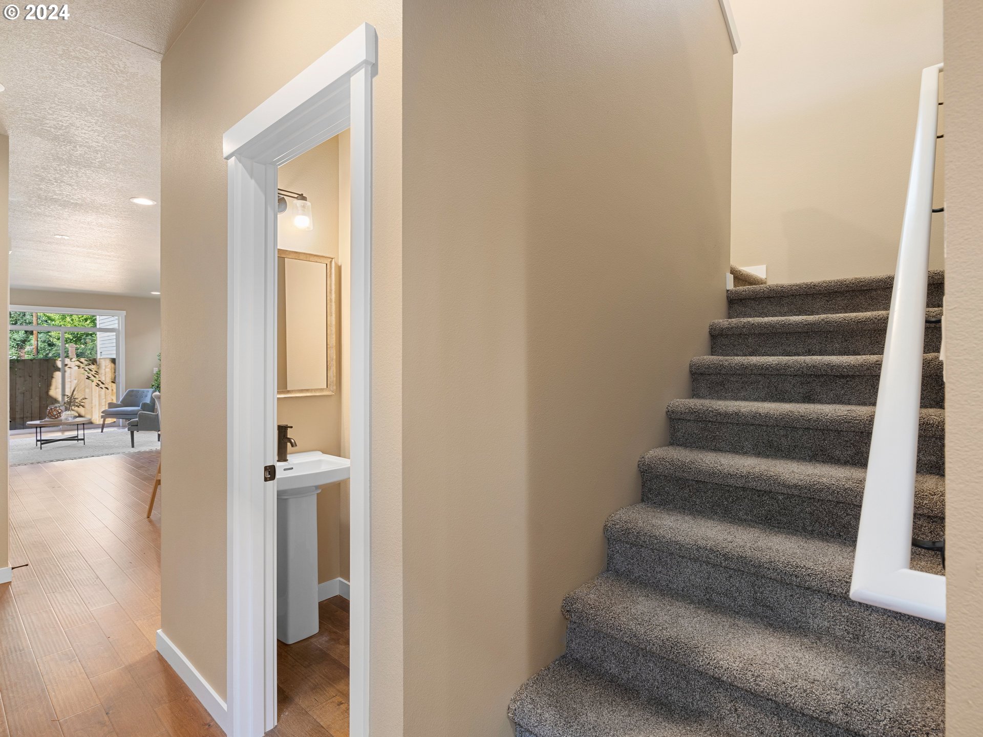 4435 Southeast Umatilla Street Portland, OR 97206 - Photo 16 of 48 a view of entryway and hall with wooden floor