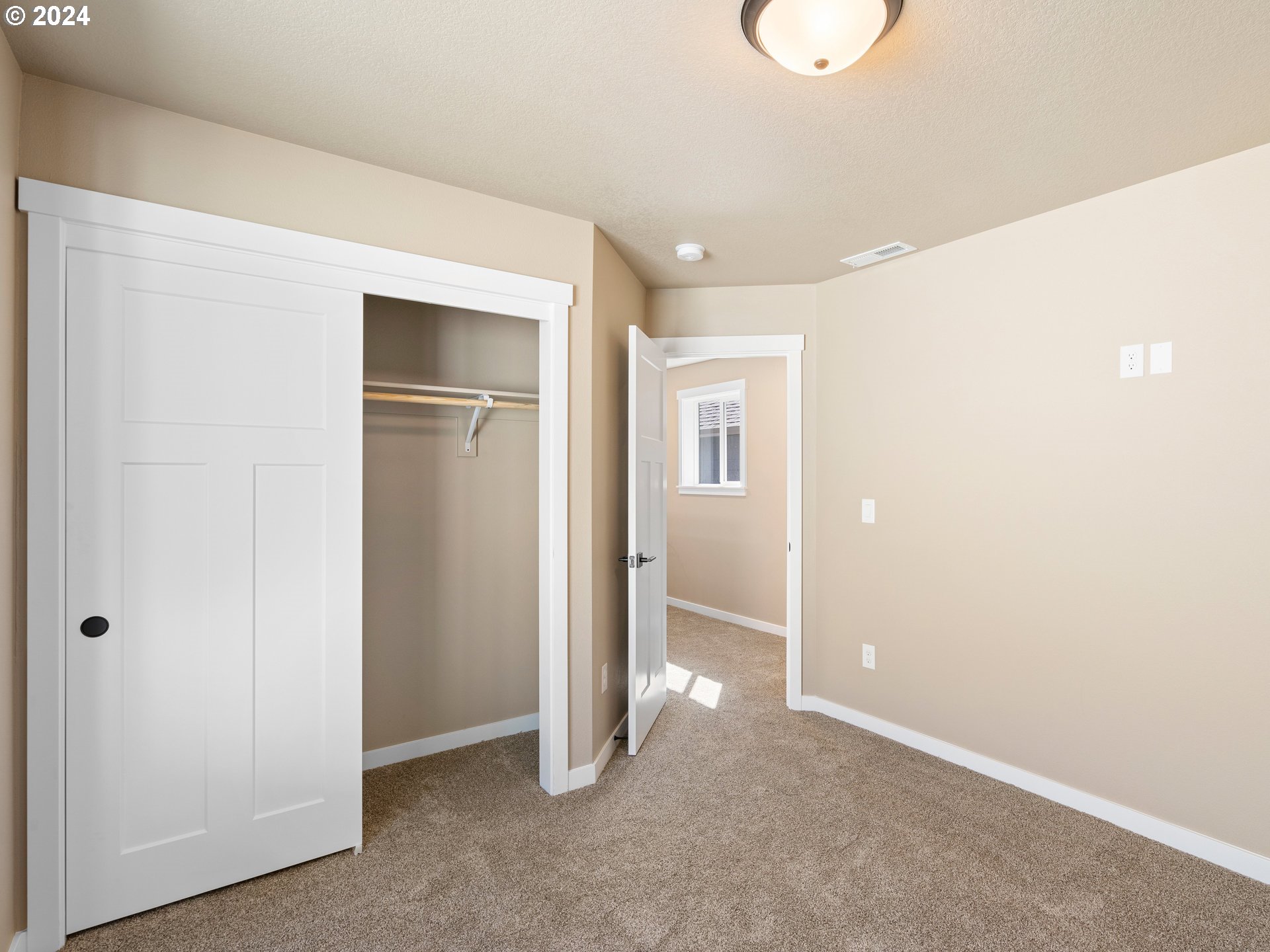 4435 Southeast Umatilla Street Portland, OR 97206 - Photo 26 of 48 a view of an empty room