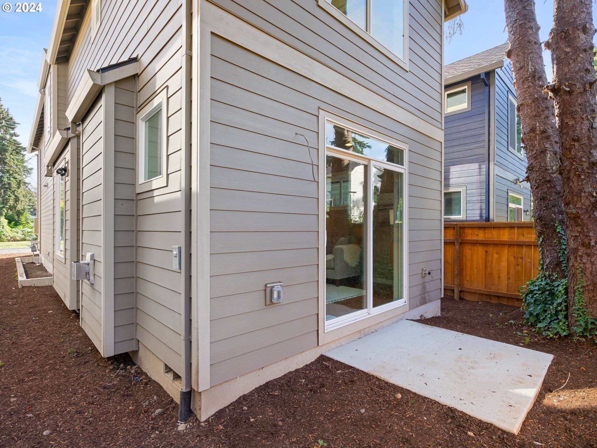 4435 Southeast Umatilla Street Portland, OR 97206 - Photo 32 of 48 a view of entrance door of the house