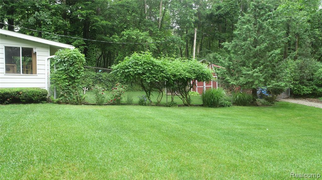 5124 Perryville Road Holly, MI 48442 - Photo 57 of 65