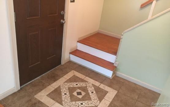 644 Sheffield Road Auburn Hills, MI 48326 - Photo 15 of 34