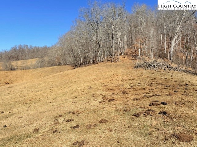 13.518 Landmark Church Road Lansing, NC 28643 - Photo 11 of 31 a view of pool of water with mountain view