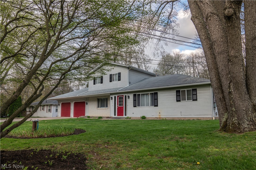3407-3411 Verner Rd, Stow, OH 44240-5243