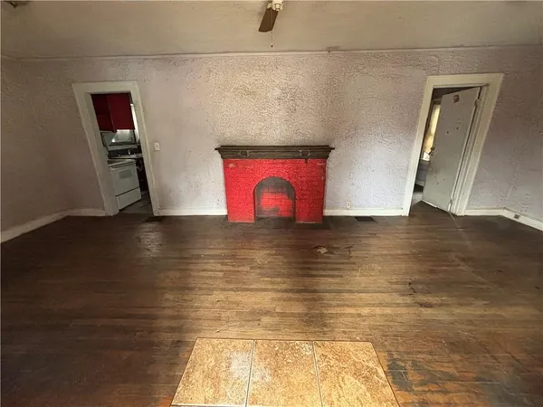 $59,000 | 8716 Independence Avenue, Kansas City, MO 64125