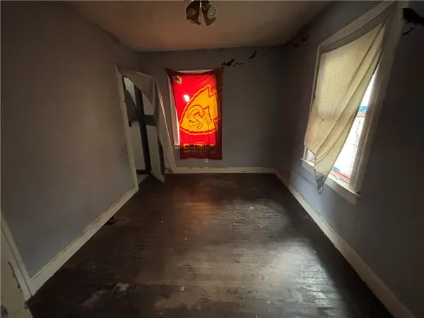 $59,000 | 8716 Independence Avenue, Kansas City, MO 64125