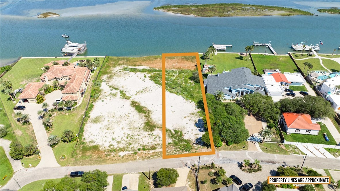 14208 Playa Del Rey Corpus Christi, TX 78418 - Photo 4 of 18