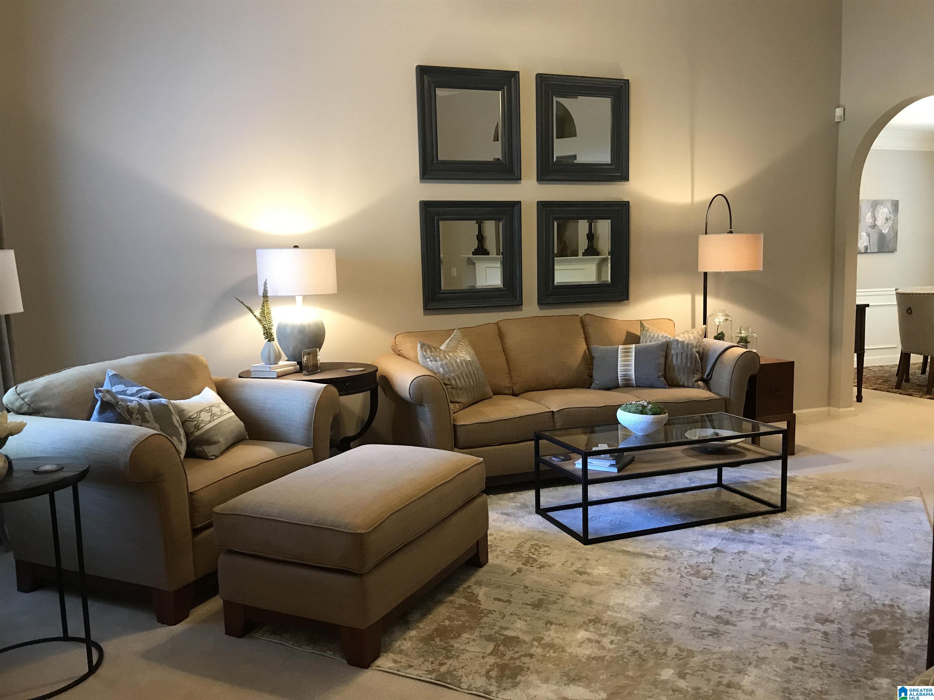 748 Valley Circle Leeds, AL 35094 - Photo 3 of 35
