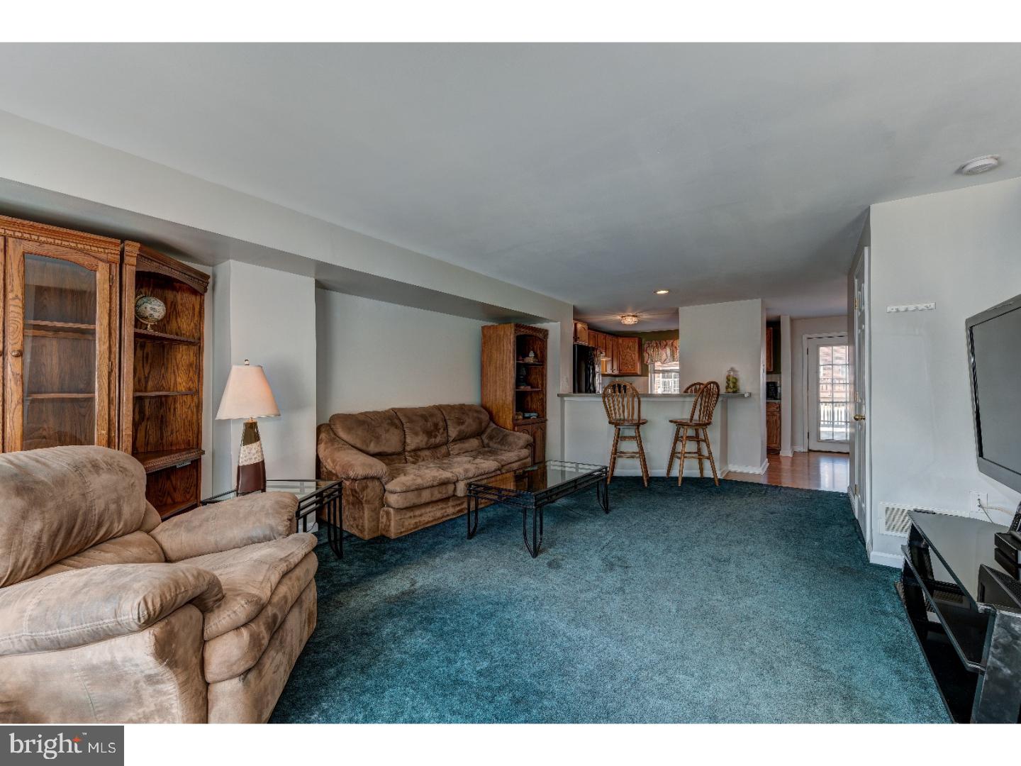 3520 Vinton Road Philadelphia, PA 19154 - Photo 3 of 22