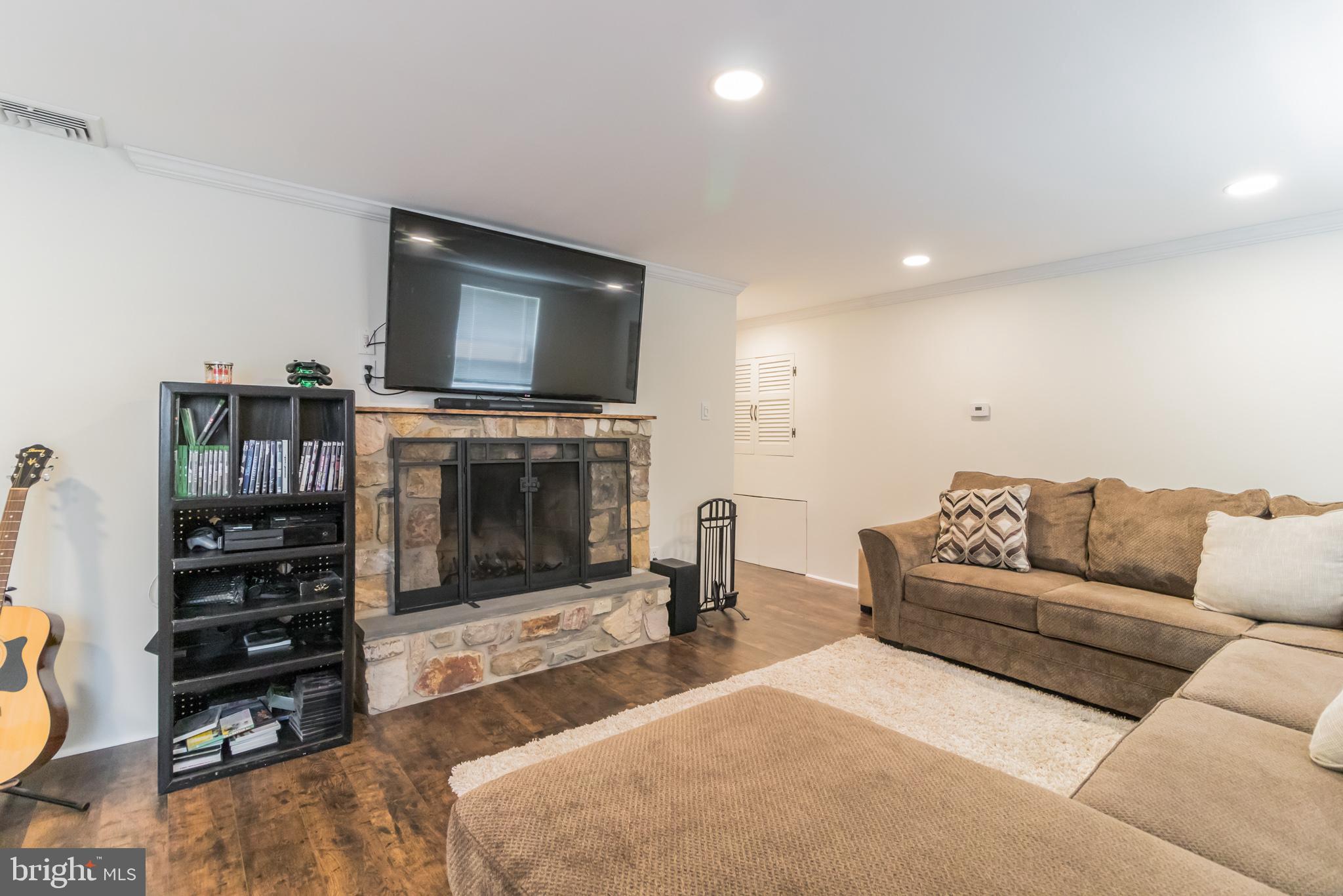 318 Parham Road Springfield, PA 19064 - Photo 22 of 28