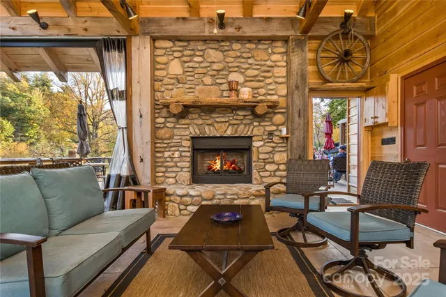 $1,174,000 | 404 Amanda Drive, Mars Hill, NC 28754