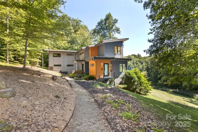 $1,174,000 | 404 Amanda Drive, Mars Hill, NC 28754
