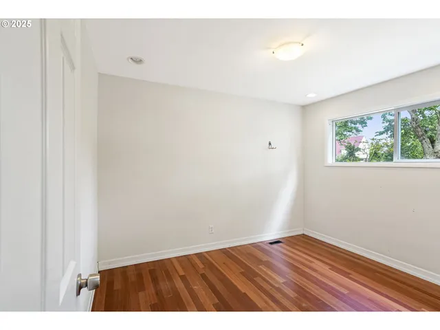 $699,000 | 3130 Northwest Van Buren Avenue, Corvallis, OR 97330