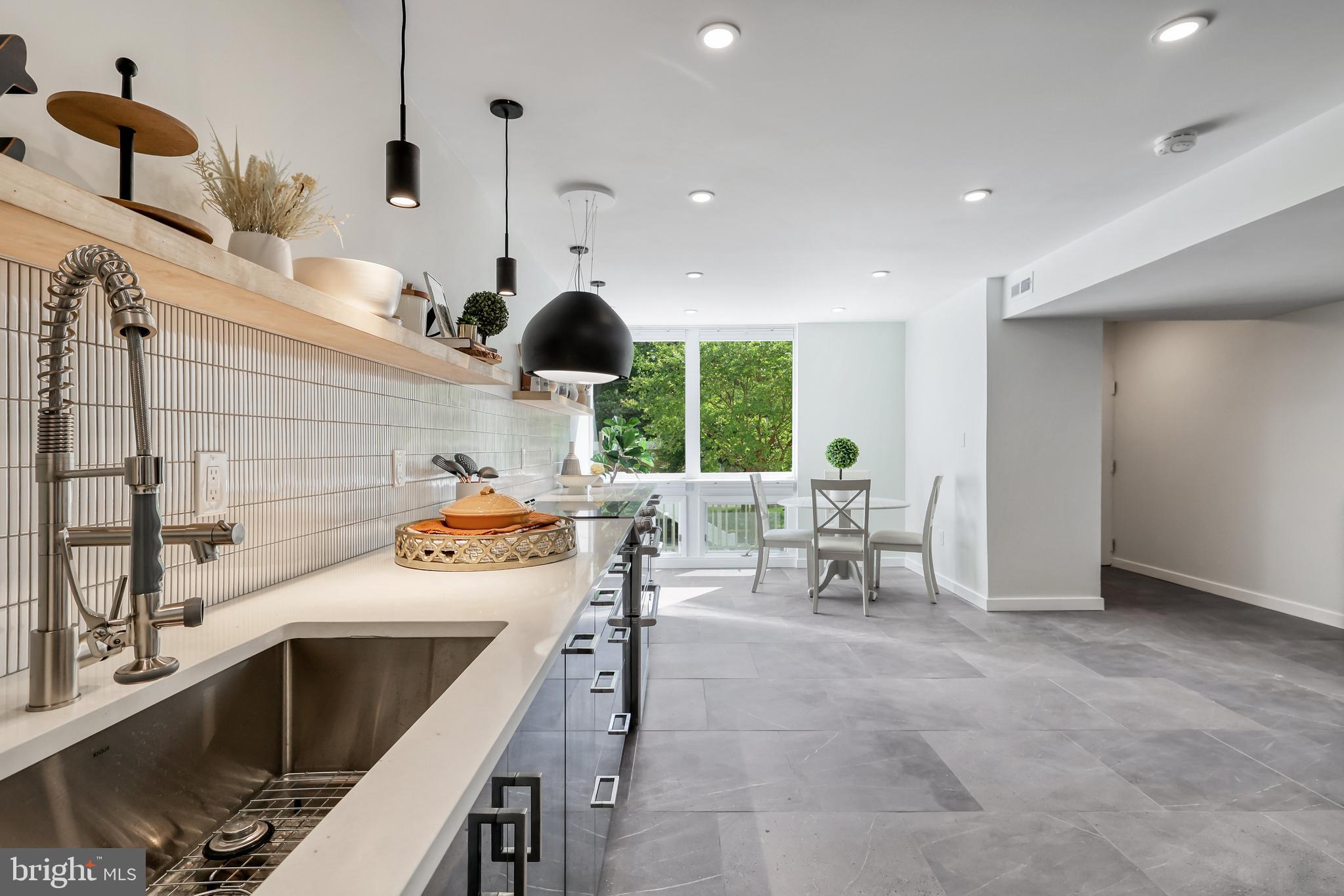 11575 Maple Ridge Road Reston, VA 20190 - Photo 15 of 68