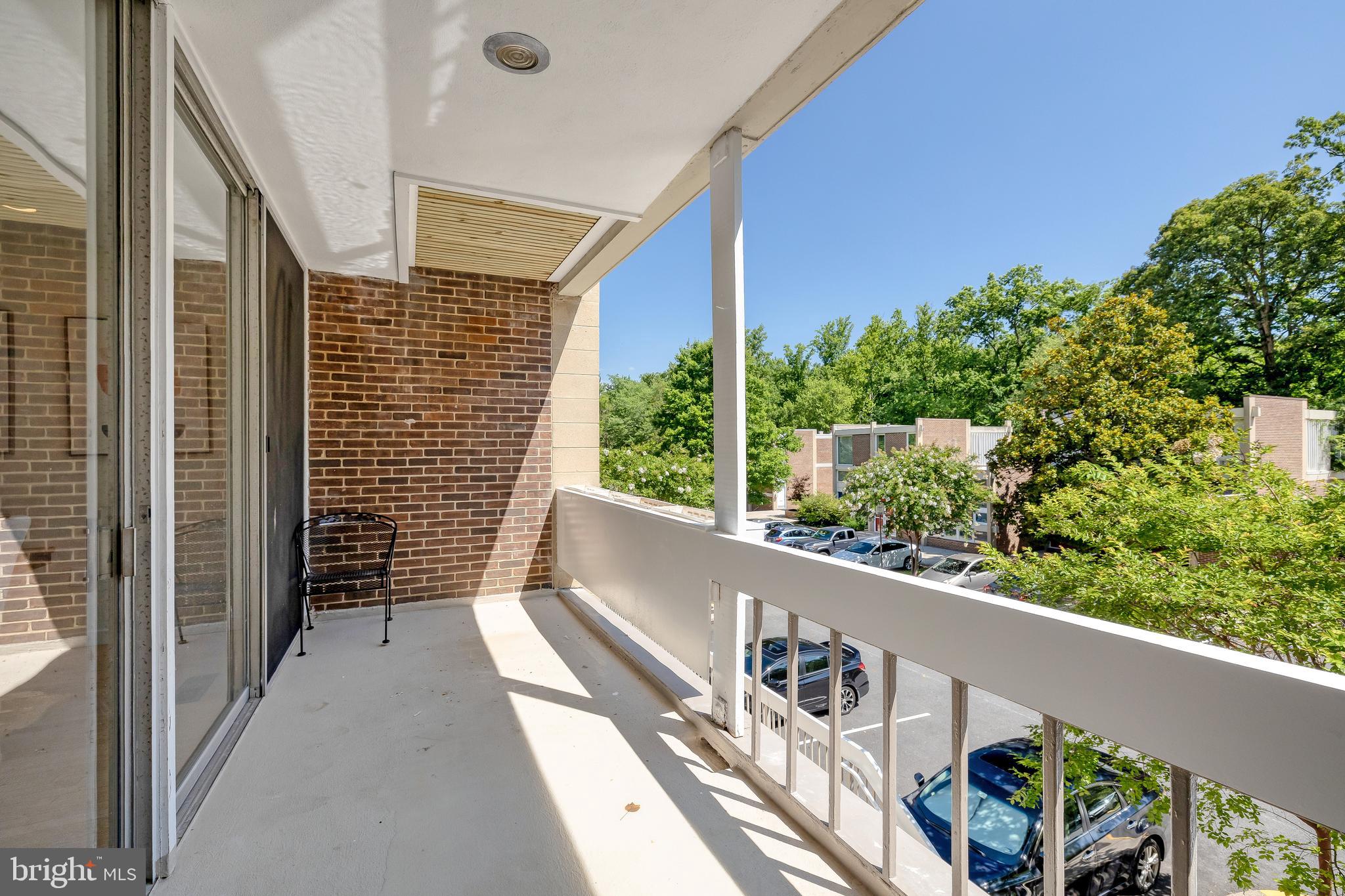 11575 Maple Ridge Road Reston, VA 20190 - Photo 34 of 68