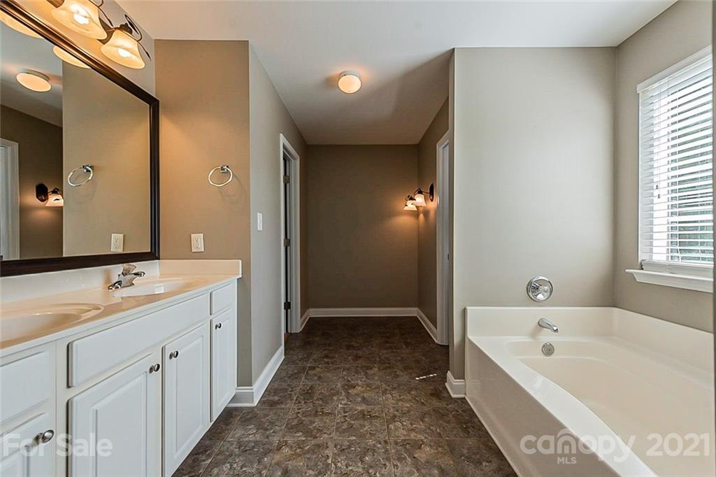 1633 Kallaramo Road Rock Hill, SC 29732 - Photo 14 of 21 Gallery Image 14