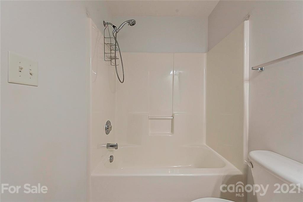 1633 Kallaramo Road Rock Hill, SC 29732 - Photo 15 of 21 Gallery Image 15