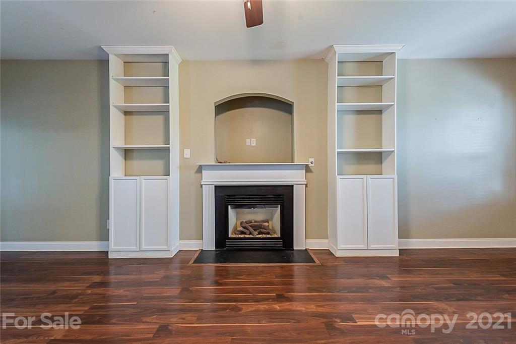 1633 Kallaramo Road Rock Hill, SC 29732 - Photo 3 of 21 Gallery Image 3