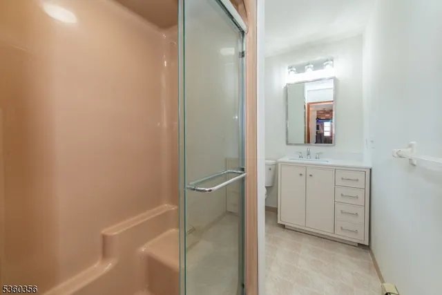 $999,000 | 36 Bellows Lane, Montville, NJ 07082